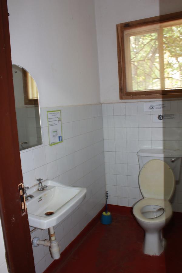 Hostel Hoff Moshi Exteriör bild