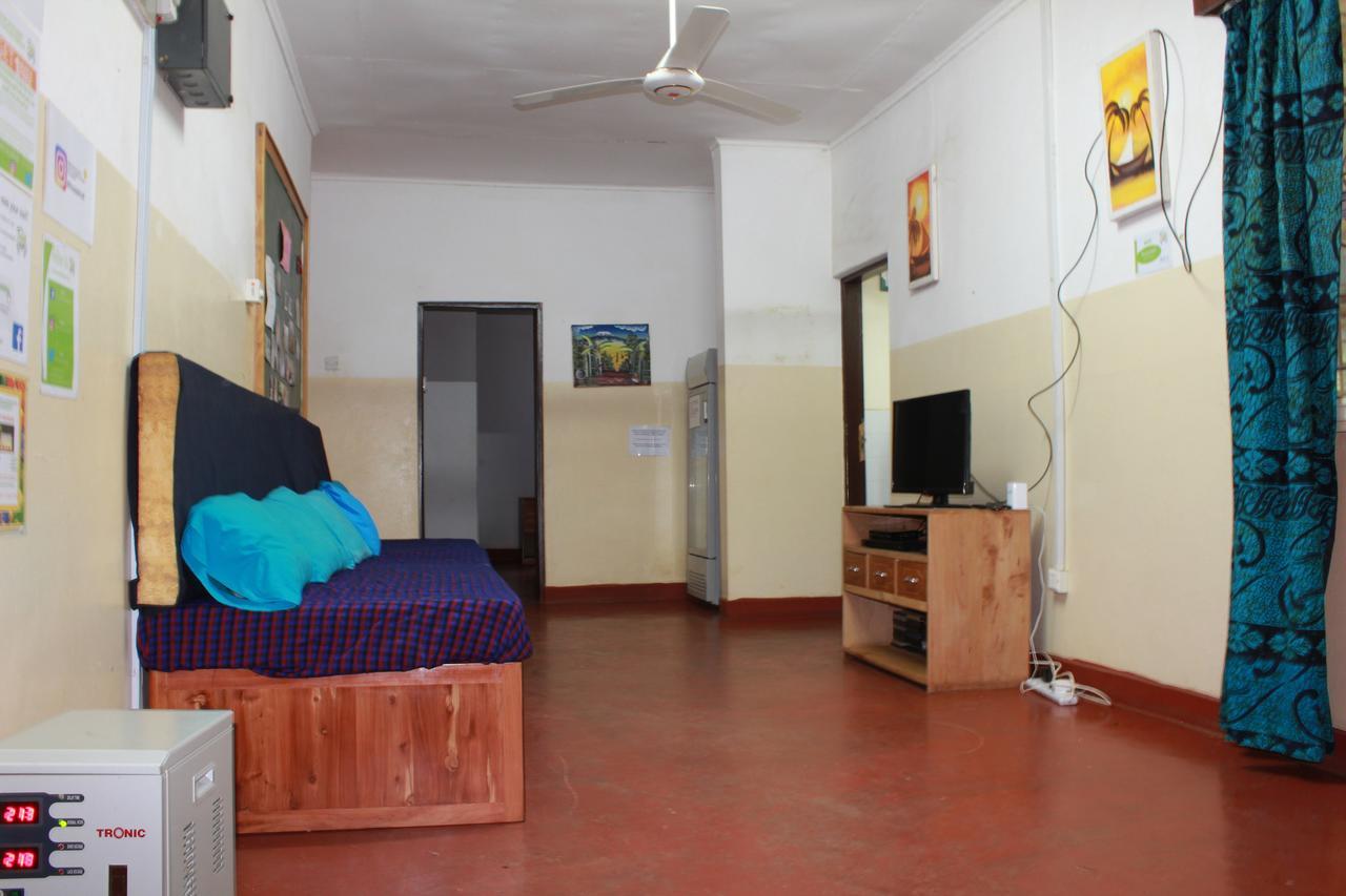 Hostel Hoff Moshi Exteriör bild